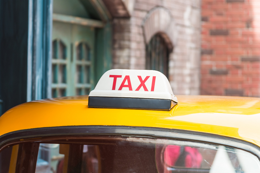 1728 airport manchester address and taxi services